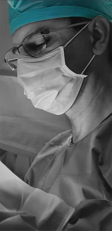 Dr.Luis Suarez doing a plastic surgery in Mexico