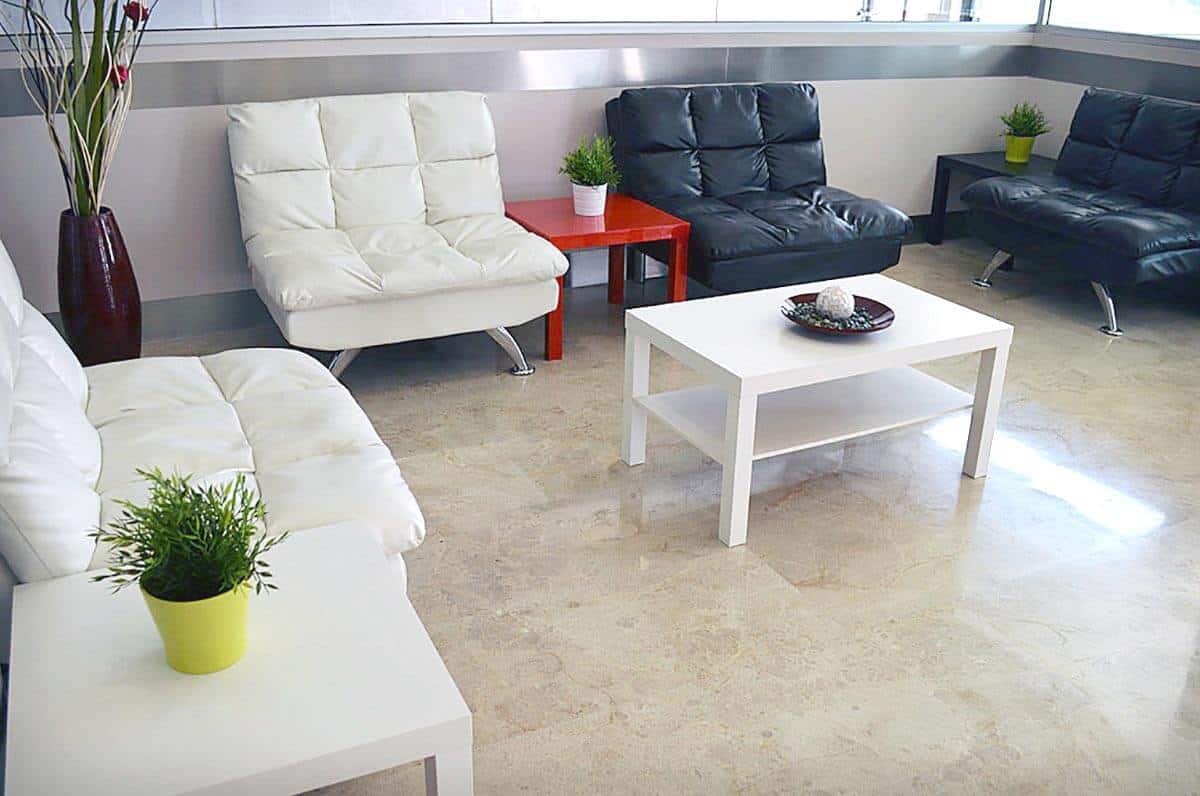 Plastic surgeon lobby