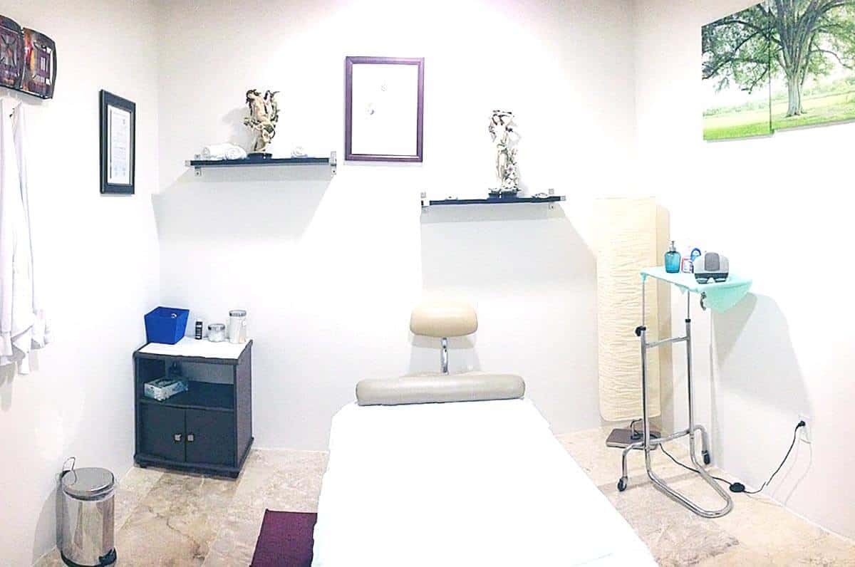 Plastic surgery in Mexico consultation room