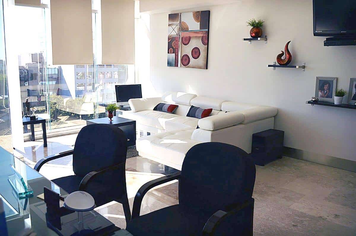 Reconstructive surgery consultation room