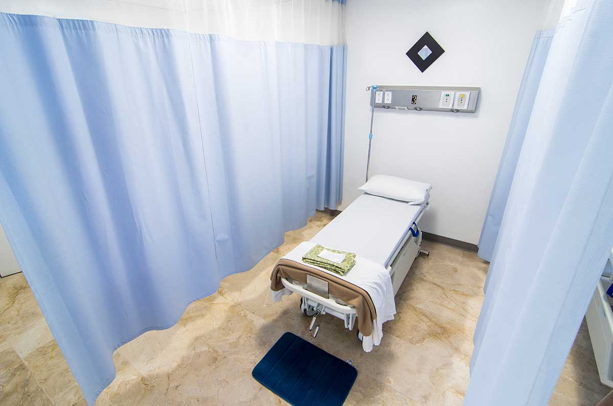 Tijuana plastic surgery surgical ward